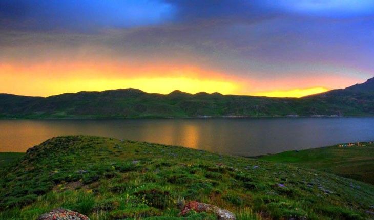 نئور بزرگترین دریاچه اردبیل
