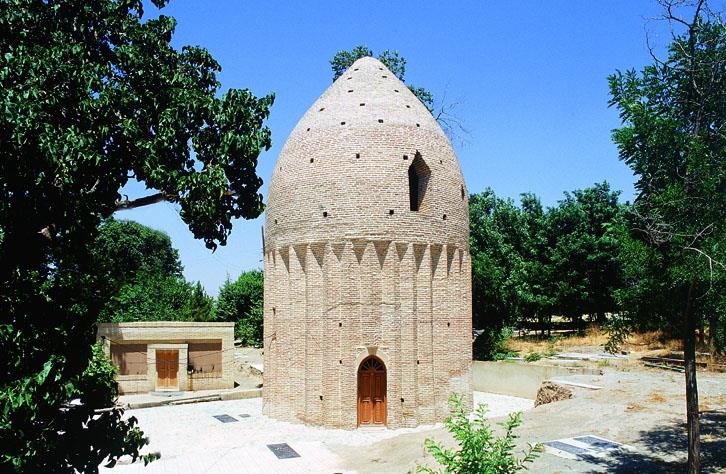 برج مقبره در کردان