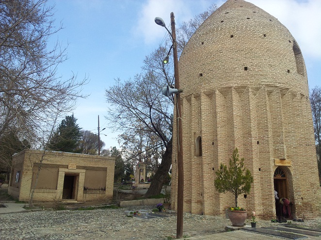 برج مقبره در کردان