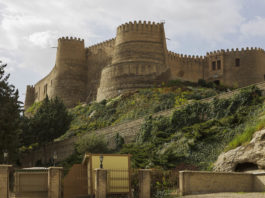 خرم‌آباد - قلعه تاریخی فلک‌الافلاک