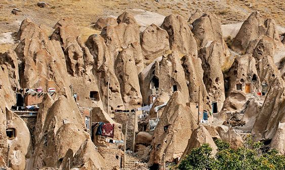 روستای صخره‌ای کندوان در حوالی تبریز