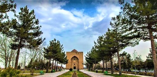 بقعه هارونیه در مشهد