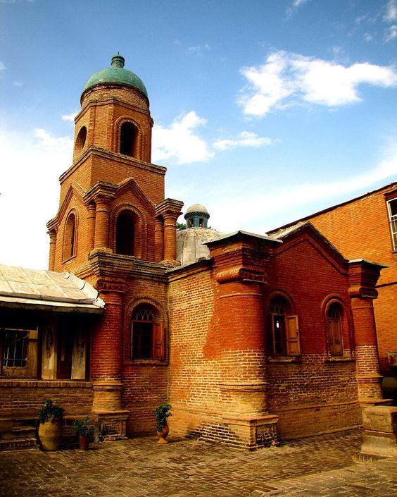 کلیسای کانتور یکی از کلیساهای تاریخی در شهر قزوین