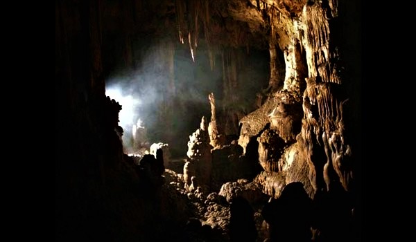 غار یاغی لوکا در شهر دلربای رامسر