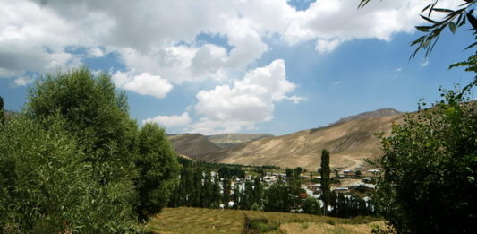 روستای لزور - تهران