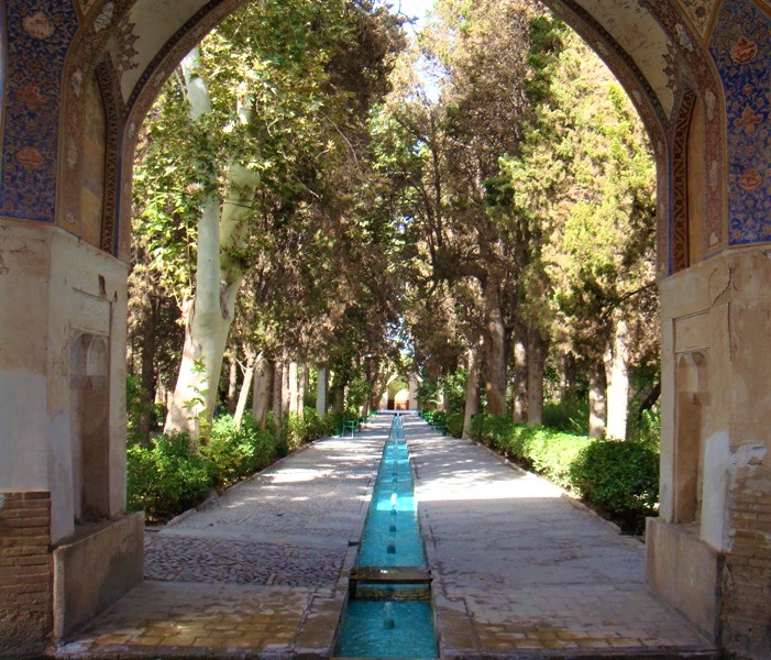 باغ تاریخی فین در شهر دلربای کاشان