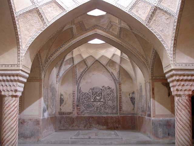 معماری داخلی حمام وکیل شیراز