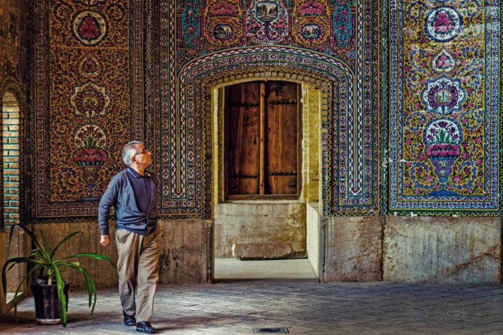مسجد جامع در شهر شیراز، اوج هنر اصیل کاشی‌کاری
