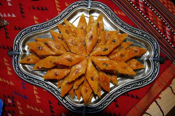 باقلوای ناب، سوغات منحصر به فرد شهر یزد
