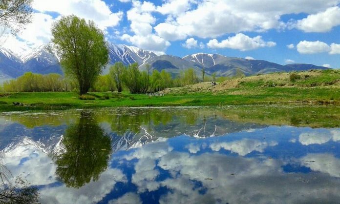 روستای اسب‌فروشان - طبیعت سراب