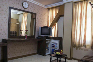 واحد 2 خوابه  دارای پارکینگ