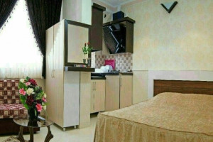 واحد 3 نفره  دارای پارکینگ