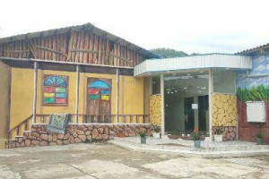 سوئیت 4 نفره جنگلی دارای پارکینگ