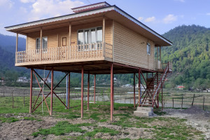 ویلا 2 خوابه روستایی دارای پارکینگ