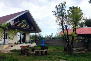 ویلا 2 خوابه روستایی دارای پارکینگ