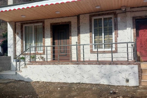 ویلا 2 خوابه روستایی دارای پارکینگ