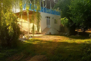 ویلا 3 خوابه روستایی دارای پارکینگ