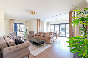 آپارتمان 4 خوابه 