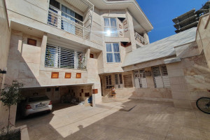 سوئیت 2 نفره  دارای پارکینگ