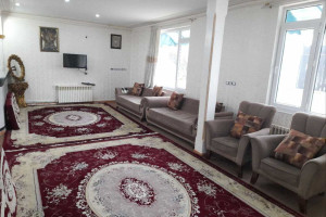 خانه 2 خوابه  دارای پارکینگ