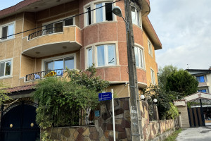 آپارتمان 2 خوابهروستایی دارای پارکینگ